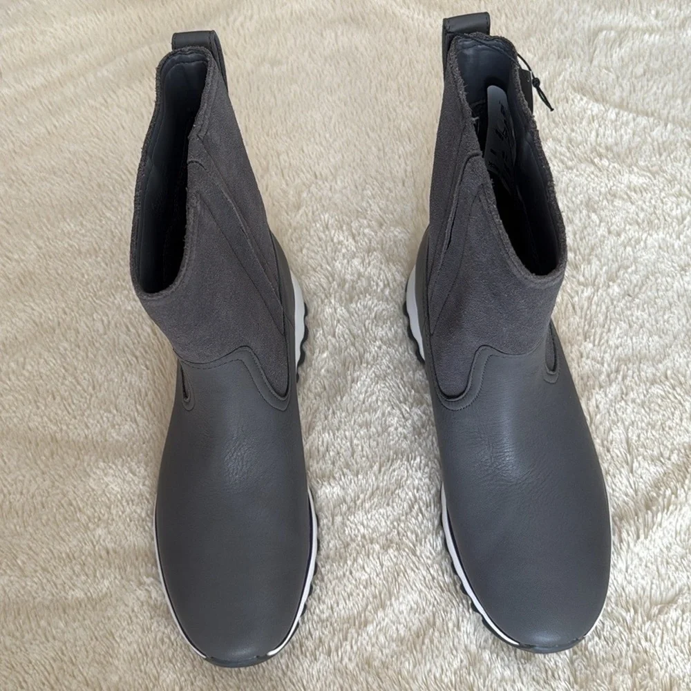 nwt Cole Haan ZERØGRAND Explore Waterproof Leather & Suede Boots in Gray size 7